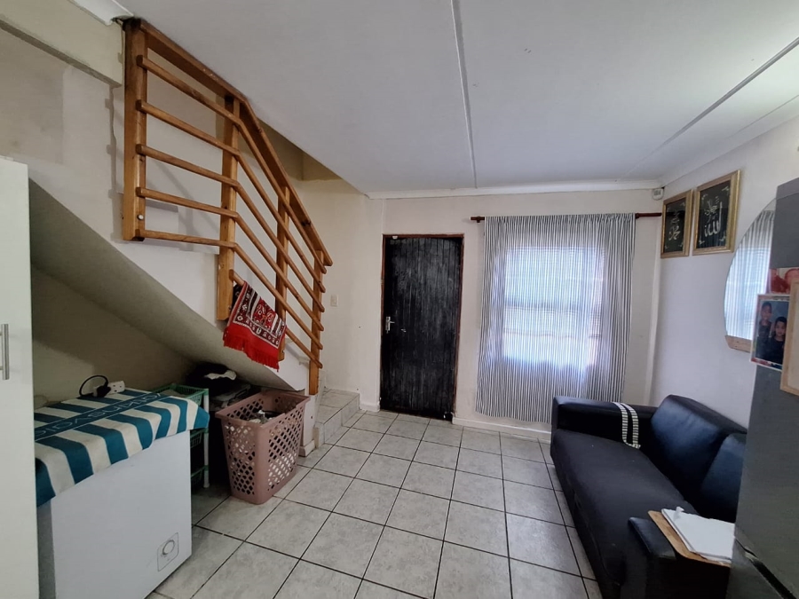 2 Bedroom Property for Sale in Pelican Park Western Cape